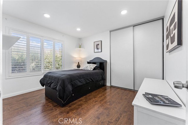 24652 Ashland Drive, Laguna Hills CA: https://media.crmls.org/medias/e0536df6-c753-4d37-9e87-b5a0dc104158.jpg
