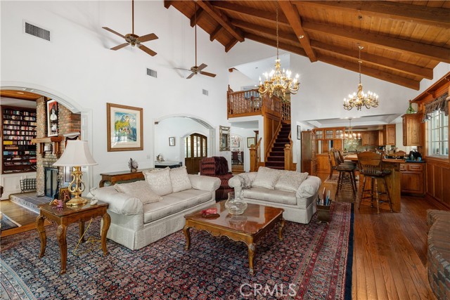 Detail Gallery Image 15 of 42 For 1170 N Englewild Dr., Glendora,  CA 91741 - 5 Beds | 6/1 Baths