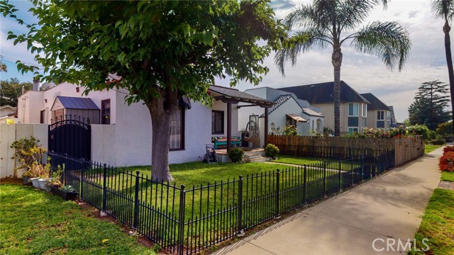 Detail Gallery Image 4 of 33 For 206 W Mountain View Ave, Glendora,  CA 91741 - 3 Beds | 2 Baths