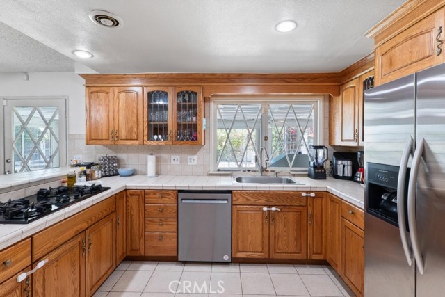 Detail Gallery Image 11 of 41 For 5950 Argyle, San Bernardino,  CA 92404 - 3 Beds | 3 Baths