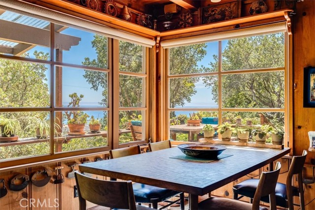 1680 Newhall Avenue, Cambria CA: https://media.crmls.org/medias/e0558394-af46-4c6c-a8ee-6ae5867b07bb.jpg