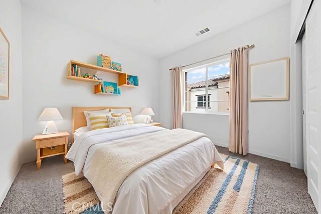 Detail Gallery Image 19 of 26 For 557 via Vallarta, Camarillo,  CA 93012 - 3 Beds | 2/2 Baths