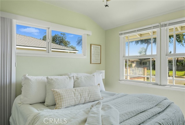 127 S Myrtlewood Street, West Covina CA: https://media.crmls.org/medias/e057a190-148e-49ed-a613-b3b4d130e9ec.jpg