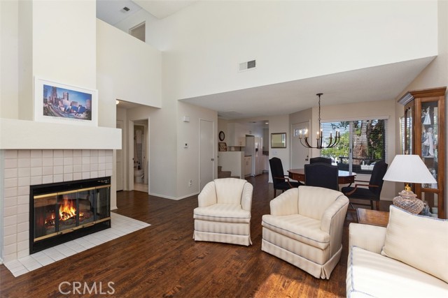 Detail Gallery Image 5 of 46 For 27864 Emerald, Mission Viejo,  CA 92691 - 2 Beds | 2 Baths