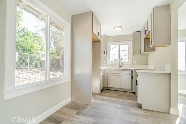 1340 Turquoise Avenue, Mentone CA: https://media.crmls.org/medias/e0581d42-7cbb-46c8-befb-a8eb59d2b10c.jpg