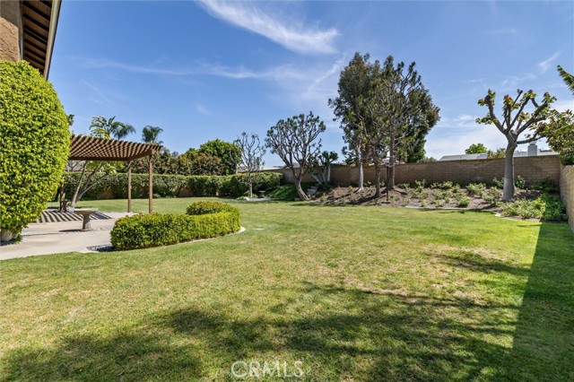 Detail Gallery Image 36 of 39 For 4466 Rainbow Ln, Yorba Linda,  CA 92886 - 4 Beds | 2/1 Baths