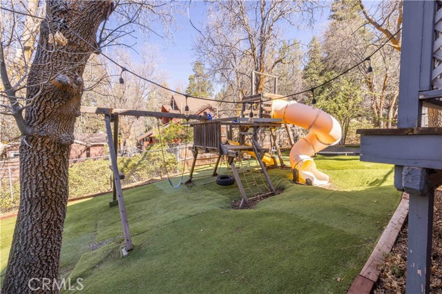 Detail Gallery Image 19 of 33 For 863 Ford Ln, Big Bear Lake,  CA 92315 - 4 Beds | 3/1 Baths