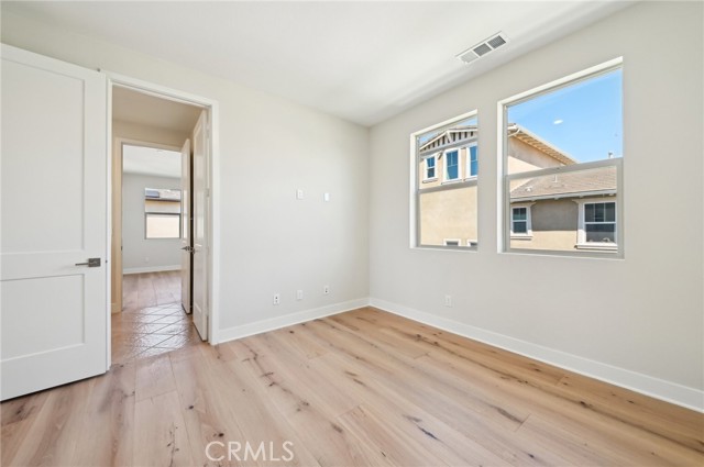 56 Chasma, Irvine CA: https://media.crmls.org/medias/e059fe03-4860-4517-88be-2981acf57d7b.jpg