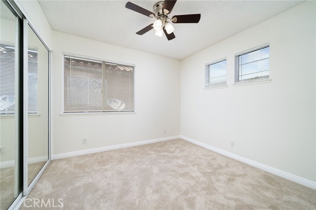 11500 Winery Drive, Fontana CA: https://media.crmls.org/medias/e05a1e27-557b-40e4-9230-ad3bff4e5113.jpg