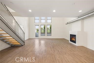 Detail Gallery Image 3 of 45 For 576 S Brea Bld, Brea,  CA 92821 - 2 Beds | 2/1 Baths