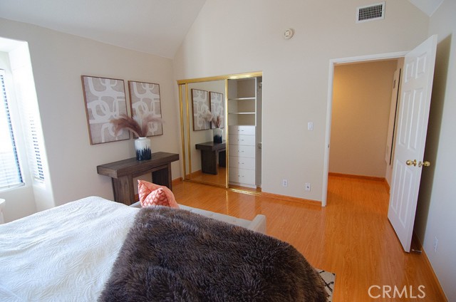 Detail Gallery Image 25 of 35 For 240 S Mentor #2,  Pasadena,  CA 91106 - 2 Beds | 2/1 Baths