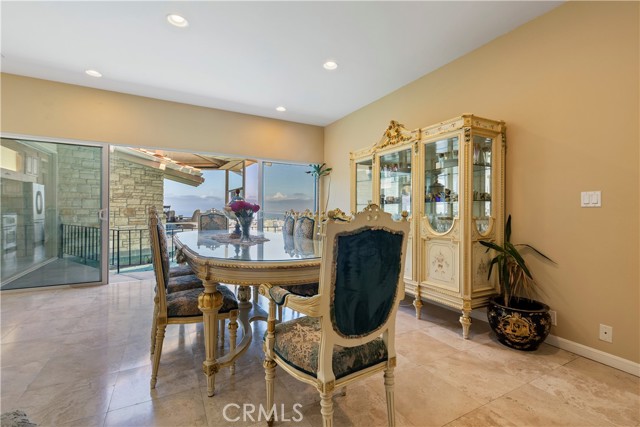 Detail Gallery Image 34 of 44 For 781 via Somonte, Palos Verdes Estates,  CA 90274 - 2 Beds | 3 Baths
