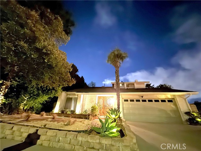 18622 Brasilia Drive, Porter Ranch CA: https://media.crmls.org/medias/e05d2ce0-88cd-42ca-a4e2-2de6c1885eaf.jpg