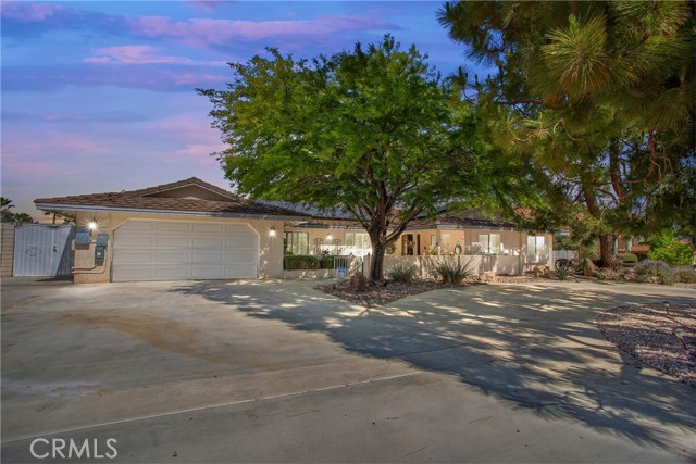 16309 Menahka Rd, Apple Valley, CA 92307