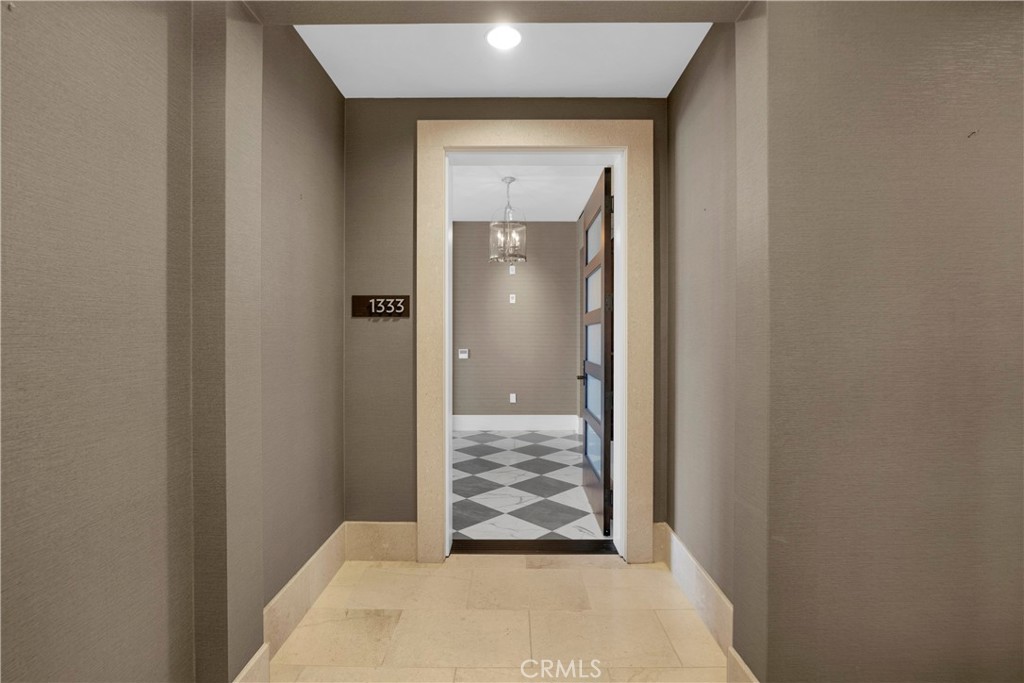 E05eac01 5677 42b0 B824 4b8b7a027f08