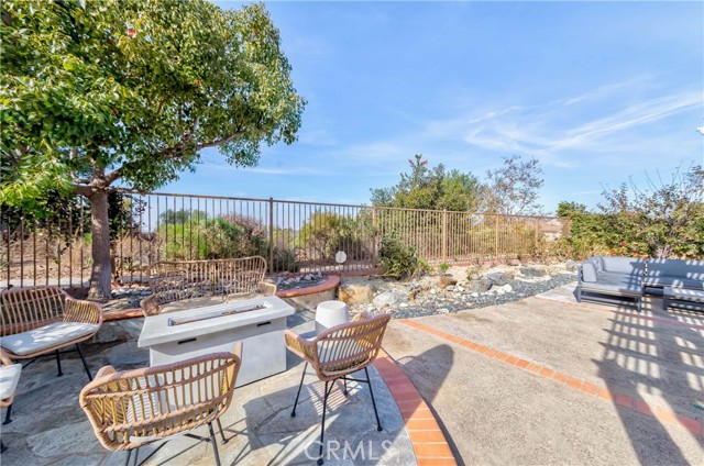 Detail Gallery Image 7 of 12 For 3091 Sage View Ct, Fullerton,  CA 92833 - 5 Beds | 3/1 Baths