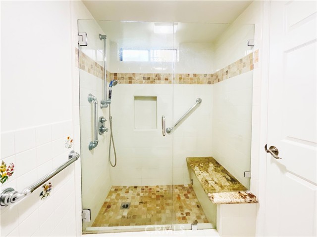 Detail Gallery Image 4 of 24 For 5371 Punta Alta, Laguna Woods,  CA 92637 - 2 Beds | 2 Baths