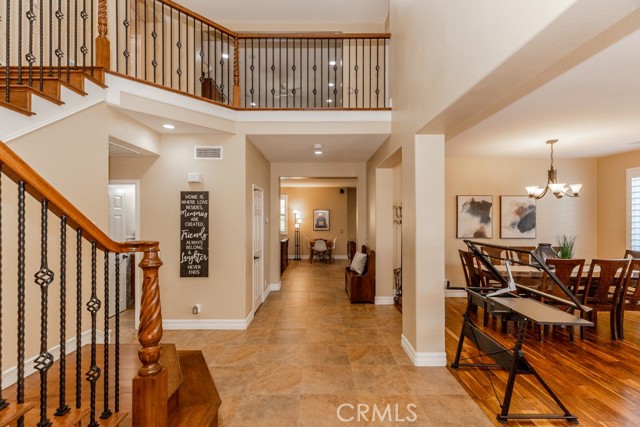 3384 Amethyst Street, Corona CA: https://media.crmls.org/medias/e05fae38-e847-4342-bb2c-95c4de2d3f95.jpg