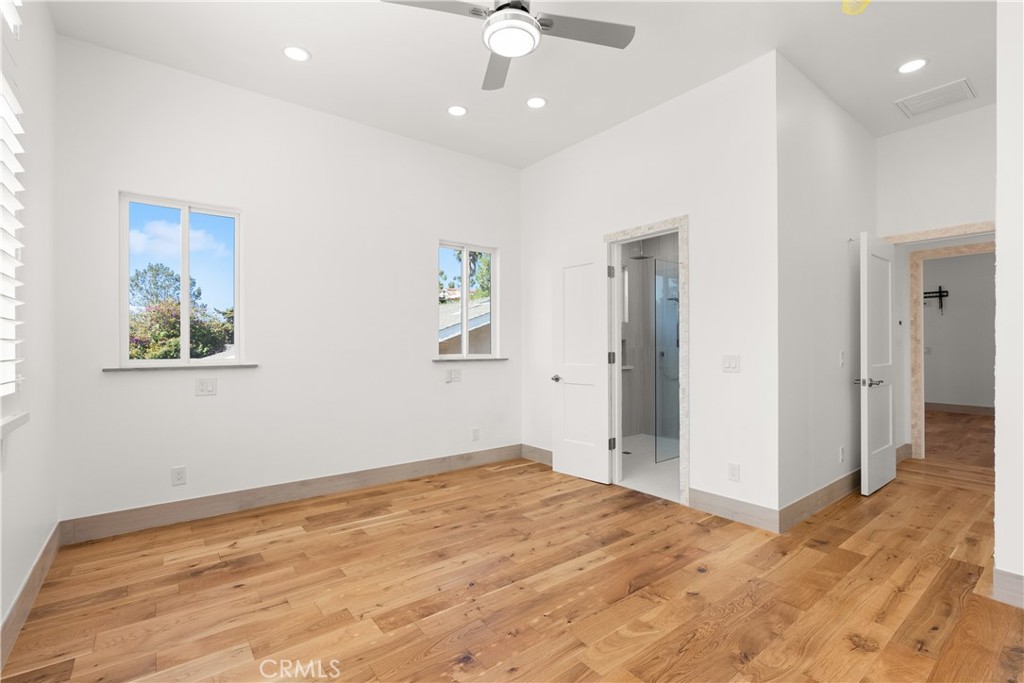 MLS #OC25246819 image #46