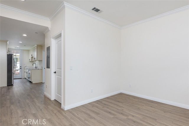 Detail Gallery Image 17 of 23 For 81 N Grand Oaks Ave #102,  Pasadena,  CA 91107 - 2 Beds | 2 Baths