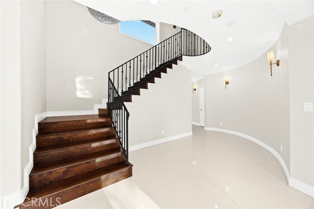 416 N Altura Road, Arcadia CA: https://media.crmls.org/medias/e060627f-8503-4511-8068-0f35aff40231.jpg