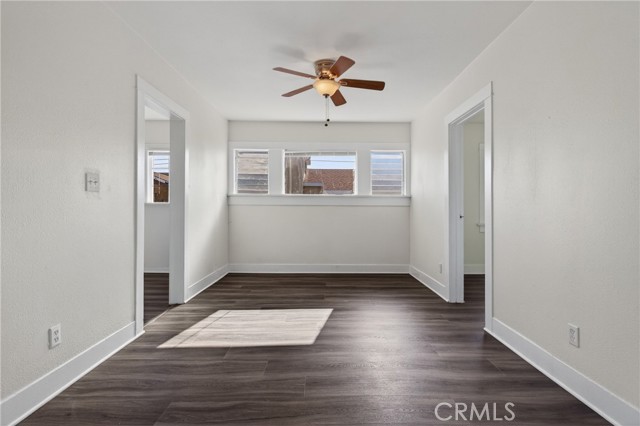 Detail Gallery Image 11 of 38 For 1300 W 90th St, Los Angeles,  CA 90044 - 6 Beds | 3 Baths