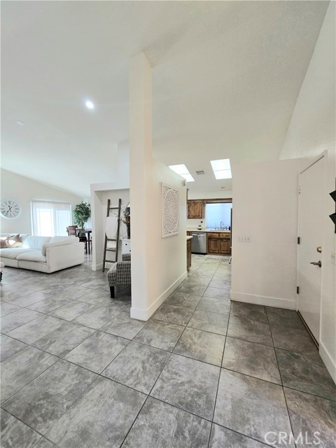 Detail Gallery Image 7 of 28 For 40833 Caballero Dr, Cherry Valley,  CA 92223 - 2 Beds | 2 Baths