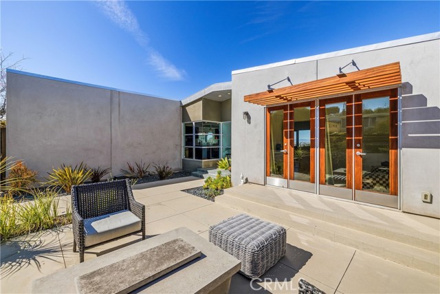 Detail Gallery Image 6 of 39 For 409 Calle Mayor, Redondo Beach,  CA 90277 - 3 Beds | 2/1 Baths