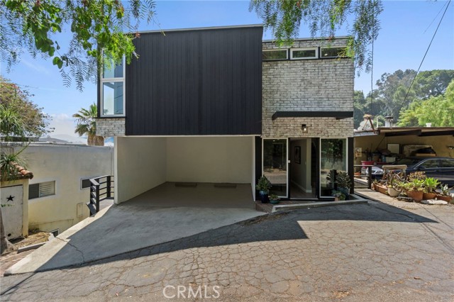 Detail Gallery Image 3 of 36 For 7010 Loyal Trl, Los Angeles,  CA 90068 - 2 Beds | 3 Baths