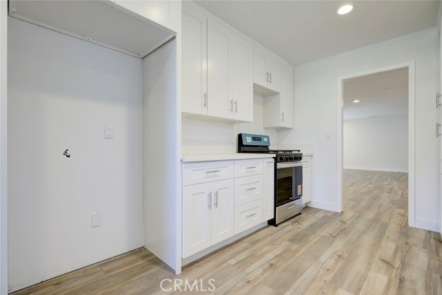 Detail Gallery Image 8 of 36 For 20264 Lassen St, Chatsworth,  CA 91311 - 3 Beds | 3 Baths