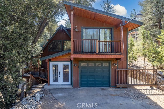 2208 Bernina, Pine Mountain Club CA: https://media.crmls.org/medias/e0630a99-7c4e-4895-bfd7-def980611cec.jpg