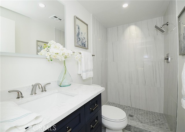 11 Cottonwood Circle, Rolling Hills Estates, California 90274, 3 Bedrooms Bedrooms, ,3 BathroomsBathrooms,Residential,Sold,Cottonwood,SB22013673