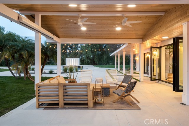 E063bab0 A9df 4b1c 9a10 2f4b317d7211