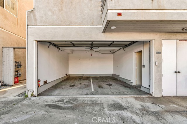 Detail Gallery Image 19 of 23 For 710 5th St, Hermosa Beach,  CA 90254 - 2 Beds | 2 Baths