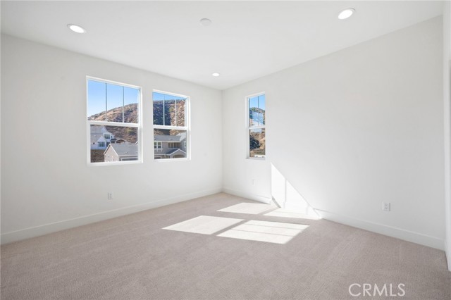 34524 Kadota Street, Yucaipa CA: https://media.crmls.org/medias/e0643095-b09c-49bd-a962-02936d01a337.jpg