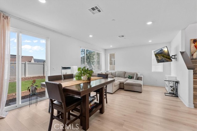 Detail Gallery Image 11 of 50 For 2335 Powell Dr, Rialto,  CA 92377 - 3 Beds | 2/1 Baths