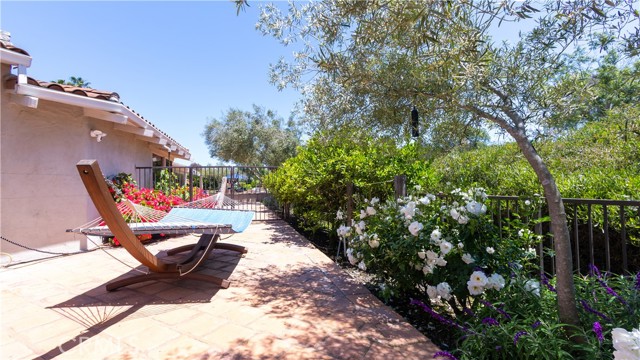 30421 Mirador Court, Laguna Niguel CA: https://media.crmls.org/medias/e06554e8-6271-4172-bac5-32e3e87ce456.jpg