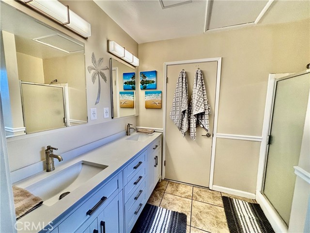 Detail Gallery Image 8 of 18 For 15001 Sutro Ave, Gardena,  CA 90249 - 3 Beds | 2 Baths