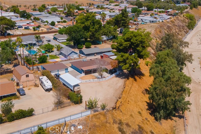 44718 Palm Avenue, Hemet CA: https://media.crmls.org/medias/e066f71e-4a3d-47de-ba3f-8a8da066bfcb.jpg