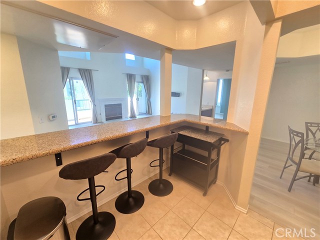 Detail Gallery Image 7 of 26 For 14347 Albers St #301,  Sherman Oaks,  CA 91401 - 2 Beds | 2 Baths