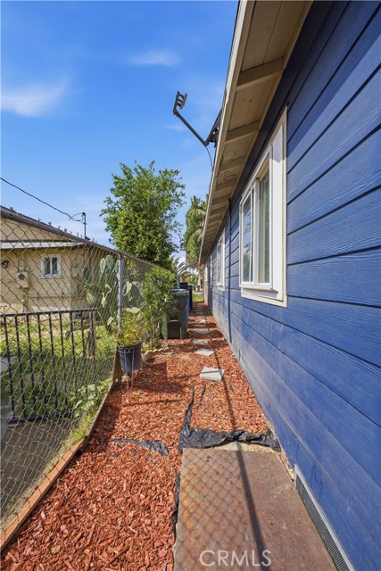 Detail Gallery Image 37 of 45 For 611 S Laurel Ave, Ontario,  CA 91762 - 4 Beds | 1 Baths