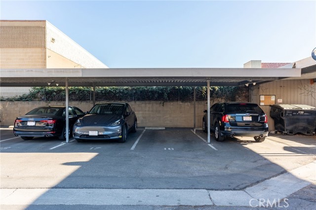 Detail Gallery Image 21 of 25 For 2510 Arizona Ave #7,  Santa Monica,  CA 90404 - 2 Beds | 2/1 Baths