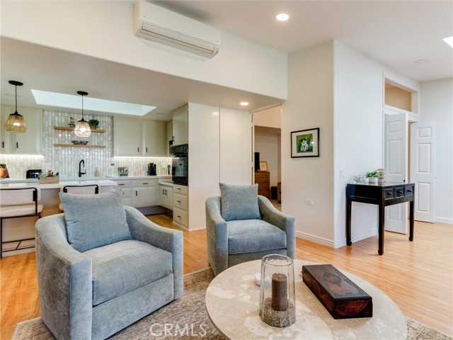 Detail Gallery Image 11 of 29 For 13170 Southport #168-C,  Seal Beach,  CA 90740 - 2 Beds | 1 Baths