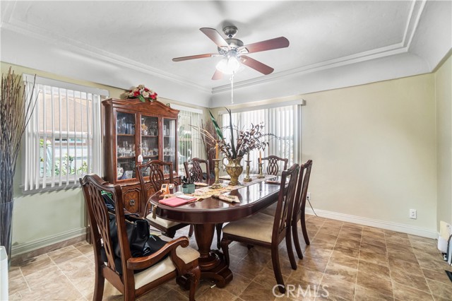 8020 Mckinley Avenue, South Gate CA: https://media.crmls.org/medias/e06a25c6-9d21-4f30-8dcd-5734082ef4fa.jpg