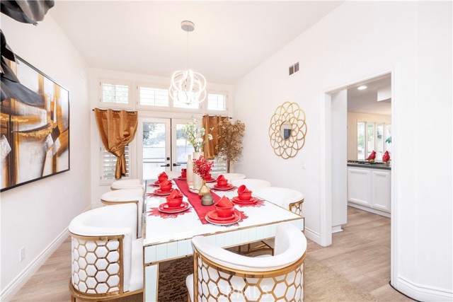5 Encinal, Lake Forest CA: https://media.crmls.org/medias/e06bbd78-499e-4453-88ee-26b526f149b6.jpg