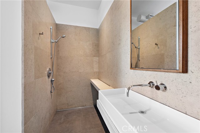 Detail Gallery Image 32 of 49 For 591 Balboa Ave, Laguna Beach,  CA 92651 - 4 Beds | 4/1 Baths