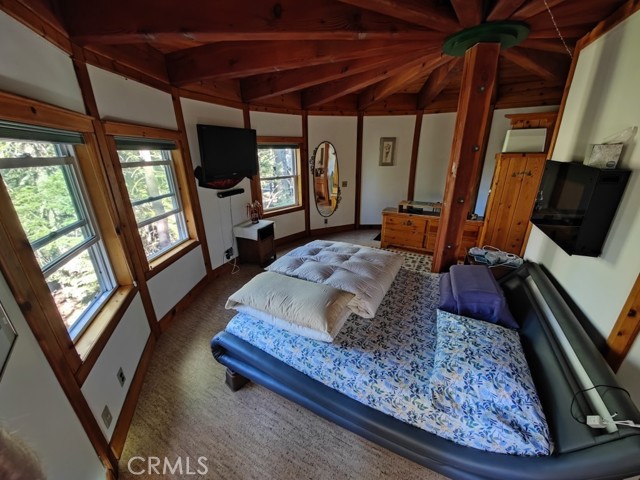13892 Davos Drive, Truckee CA: https://media.crmls.org/medias/e06c9ab7-73e6-4330-ba47-882a6dde0064.jpg