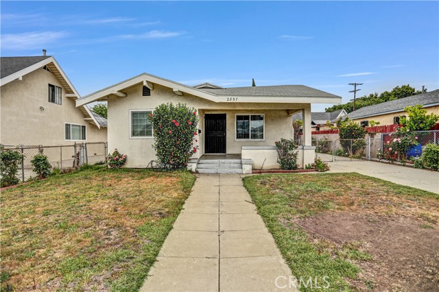 2857 W Avenue 33, Los Angeles CA: https://media.crmls.org/medias/e06cd4ed-9bf6-43c6-9844-695024d1a2e5.jpg