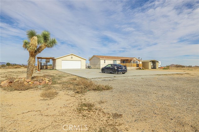 Detail Gallery Image 4 of 49 For 277 Longhorn, Mojave,  CA 93501 - 3 Beds | 2 Baths