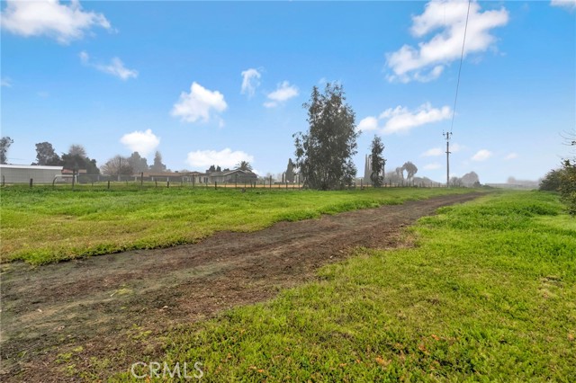 Detail Gallery Image 38 of 47 For 25540 Lynn Pl #B,  Madera,  CA 93638 - 3 Beds | 2 Baths